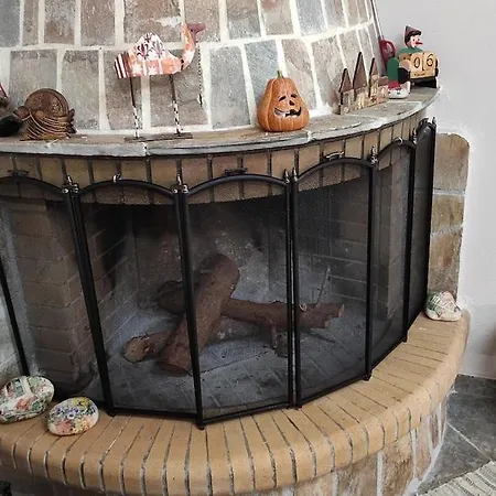 Giannis, A Breath Away From Athens! Appartamento Nemea