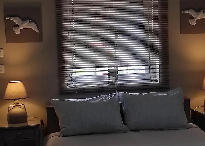 Giannis, A Breath Away From Athens! Appartamento *