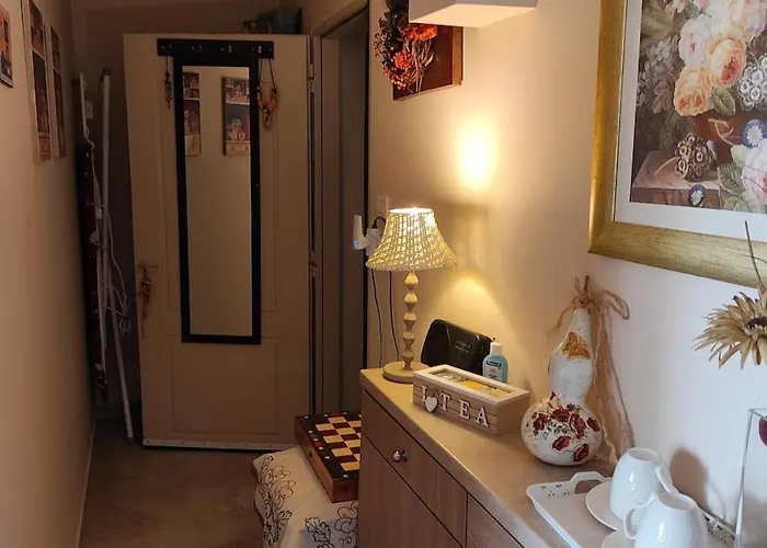 Appartamento Giannis, A Breath Away From Athens!