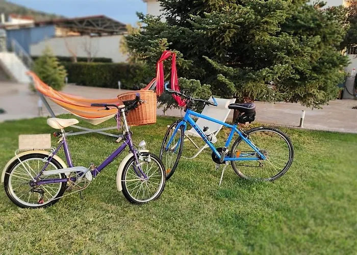 Giannis, A Breath Away From Athens! Appartamento