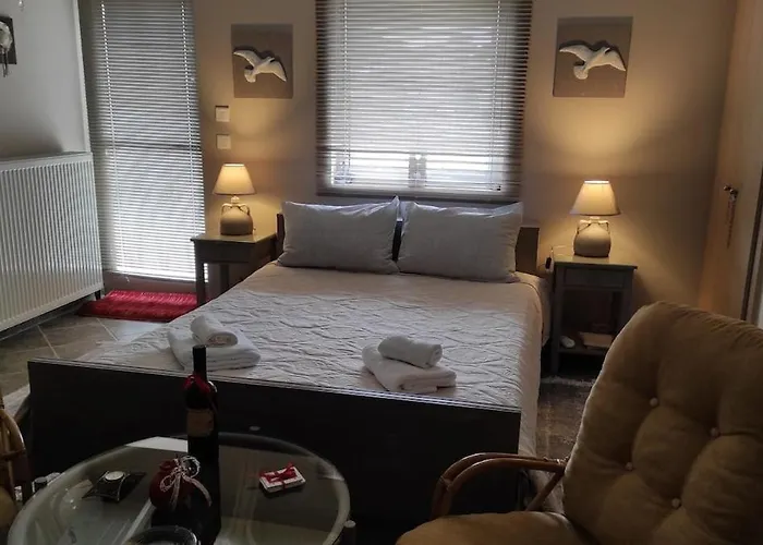 Apartament Giannis, A Breath Away From Athens!