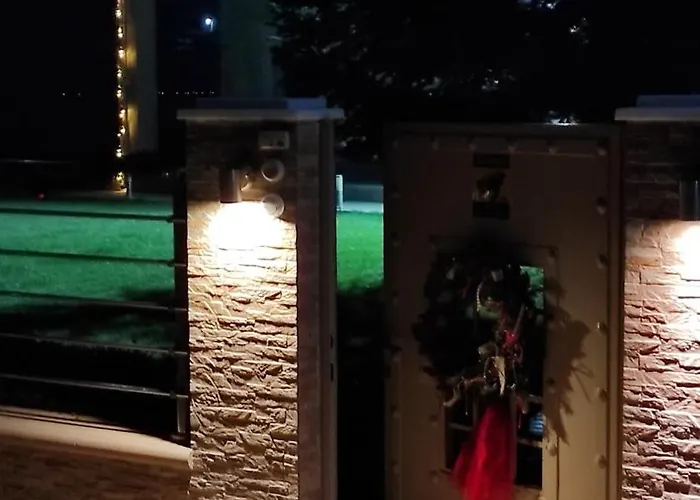 Appartamento Giannis, A Breath Away From Athens! *